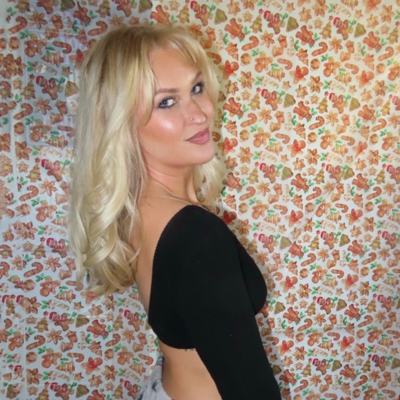 Meet your Posher, Laken - Picture 1 of 1